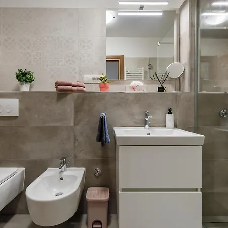 By Me Apartamento Split