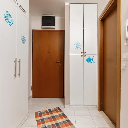 Apartment By Me *