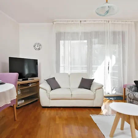 Apartment By Me *